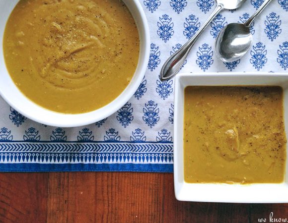 This homemade split pea soup can be made with green or yellow split peas.