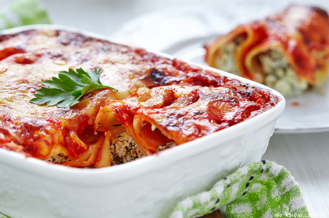 This vegan tofu manicotti recipe is so rich and creamy, no one will ever know it's made with tofu! It's a perfect Meatless Monday meal for your family.