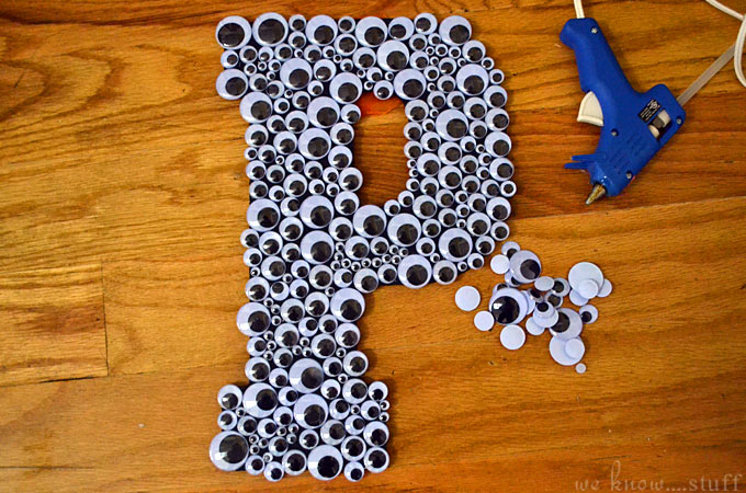 This Googly Eye Wreath is a fun DIY wreath craft that just about anyone can make. It's a great classroom activity or kids craft for a chilly afternoon.