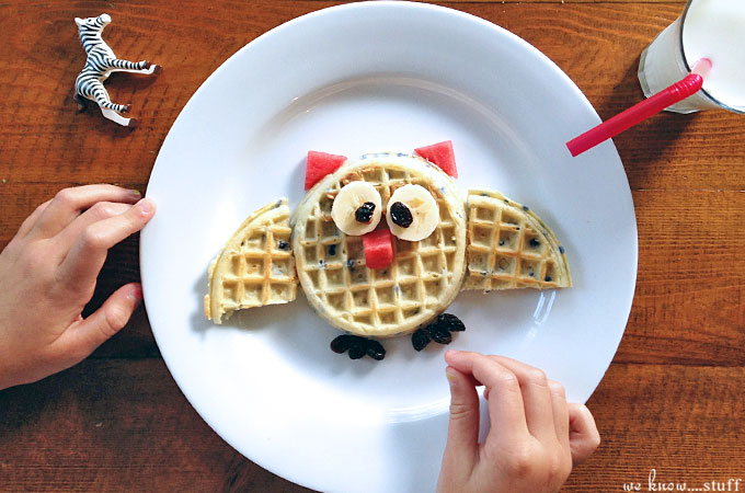 This adorable Owl Waffle is the perfect way to make breakfast special for your kids. This easy fun with food tutorial just takes a few minutes to create.
