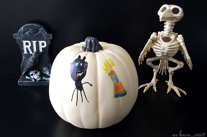 The Pumpkin King is here! Our Jack Skellington Halloween Funkin Craft takes just 5 minutes to make. This perfectly spooky Sharpie craft is great for kids!
