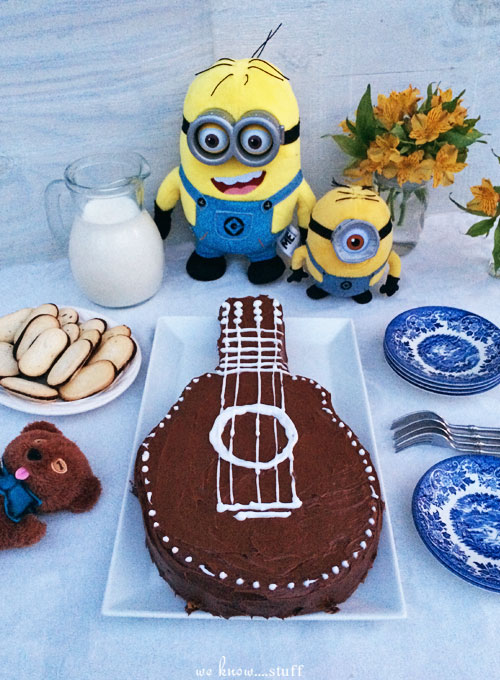 Does your family love minions? Our DIY Minions Party Ideas is full of fun, easy decorating ideas and recipes so you can recreate our party in your home.
