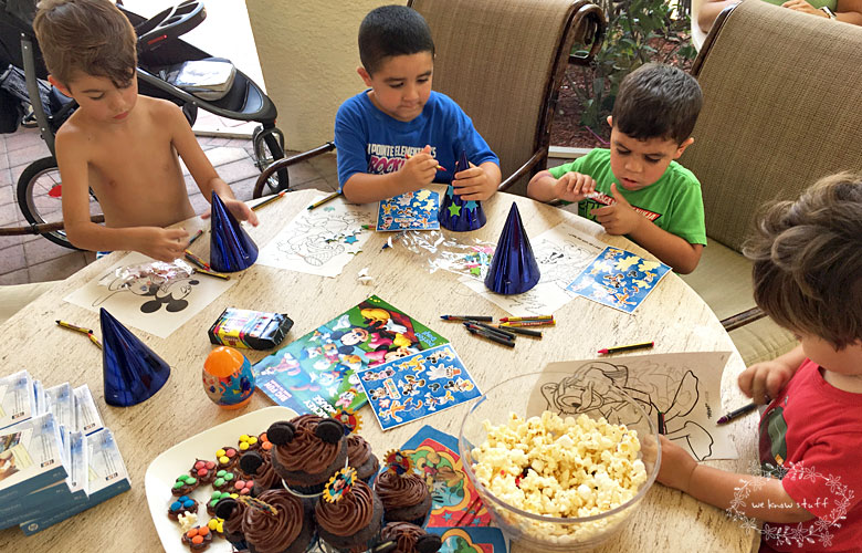 We love Disney, so when the Disney Parks Team asked us if we wanted to host a magical Disney kids preschool playdate, the answer was, "Yes! Yes, we do!"