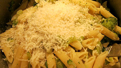 We Know Stuff Penne and Broccoli Florets