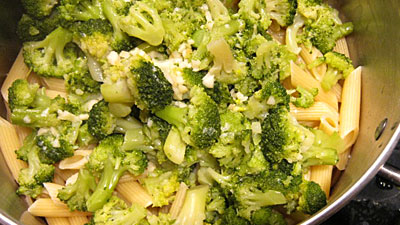 We Know Stuff Penne and Broccoli Florets