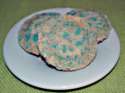 Hidden Mint Cookies, https://www.weknowstuff.us.com/