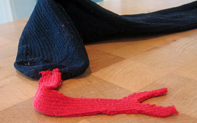 https://www.weknowstuff.us.com Sock Snake Dog Toy