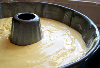 https://www.weknowstuff.us.com Vanilla Pudding Bundt Cake