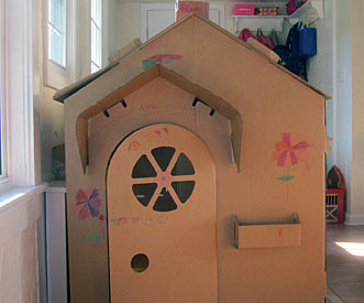 https://www.weknowstuff.us.com Cascades Cardboard Playhouse https://www.weknowstuff.us.com Cascades Cardboard Playhouse