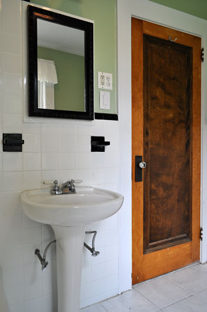 1920s_Tudor_Bath_Reglazed6