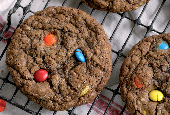 2012monster-chocolate-mm-cookies