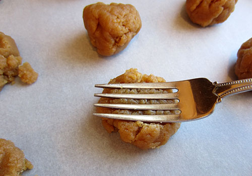 We Know Stuff Makes Whole Foods Market Gluten Free Peanut Butter Cookies